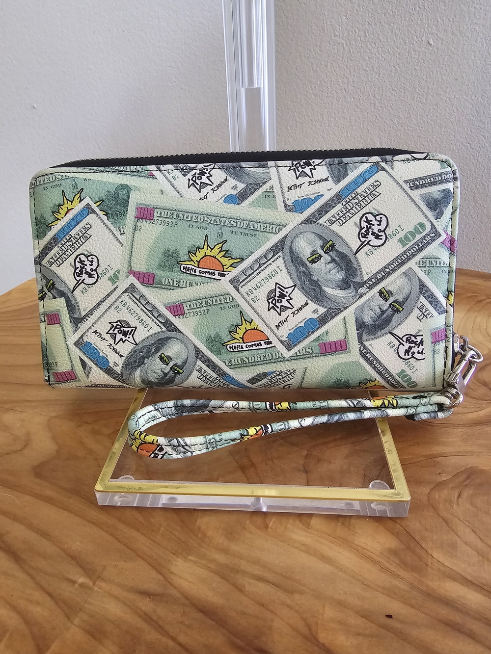 Betsey Johnson Money Print Zip Wallet Wristlet - Multi Green - Picture 4 of 8